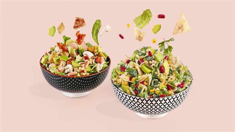 SALATA Wins Deliveroo Best Healthy Restaurant Award in UAE 2023